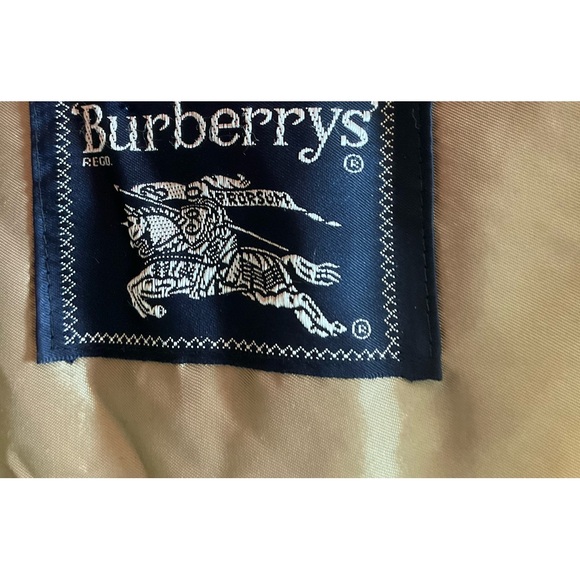 Vintage Burberry Khaki Men’s Trench Coat - Picture 2 of 16